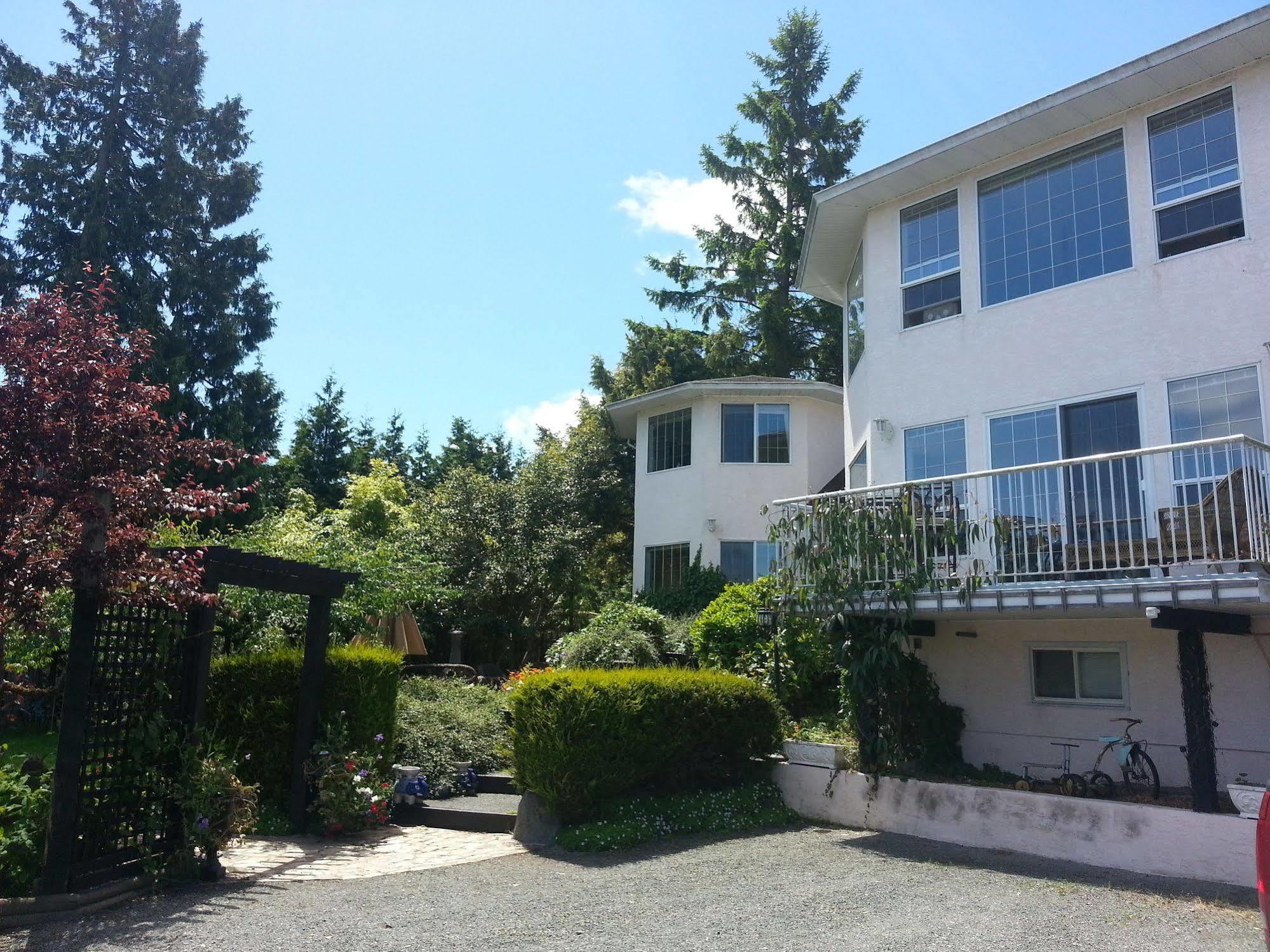 By The Sea Bnb, Sidney Victoria Bc Exterior photo